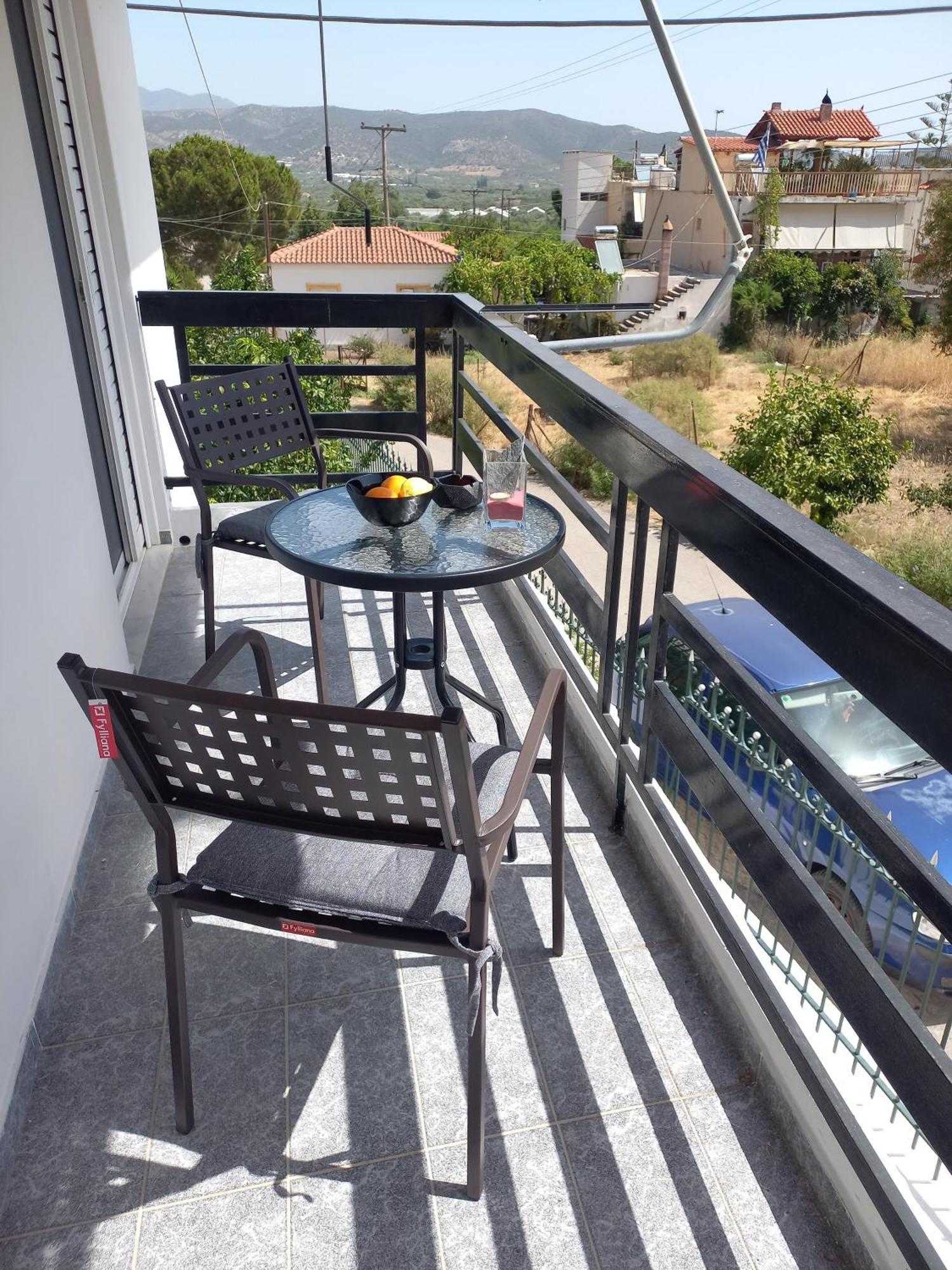 Appartement Triζin à Galatás Extérieur photo
